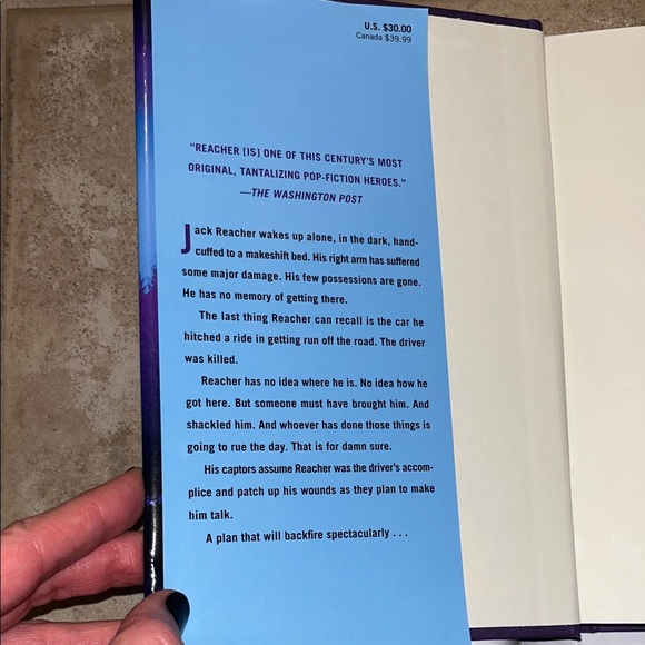 In Too Deep - Picture 4 of 4